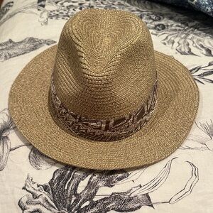 Tommy Bahama Straw Fedora Hat with Brown Patterned Band